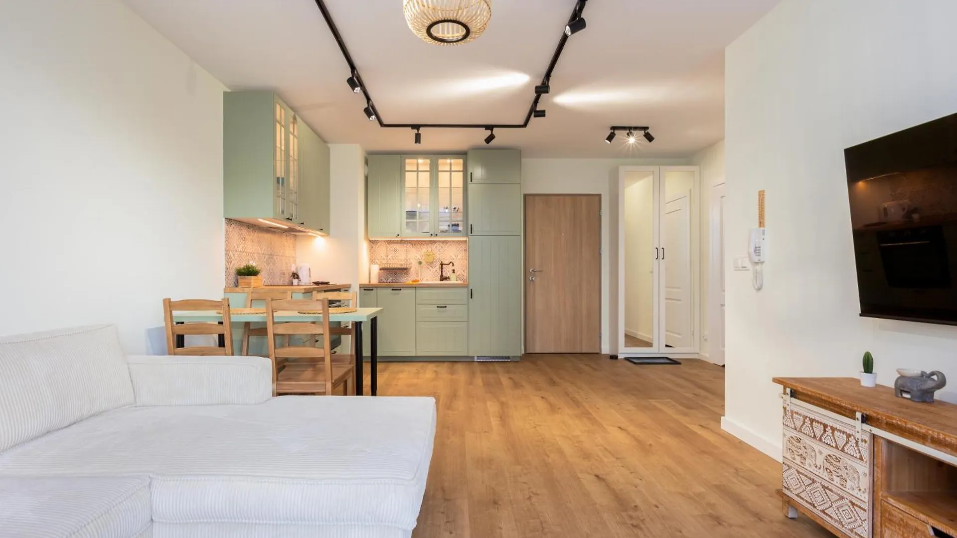 Letnicka Cosy Apartment With Garden Gdansk
